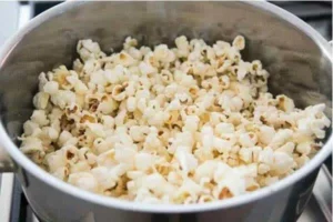 Homemade popcorn for kids